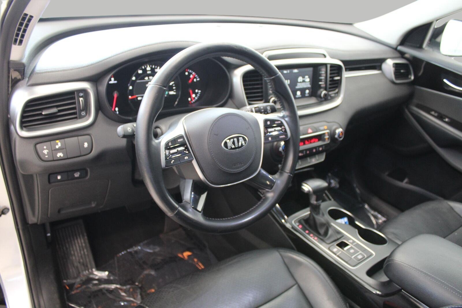 Used 2019 Kia Sorento EX FWD image 13