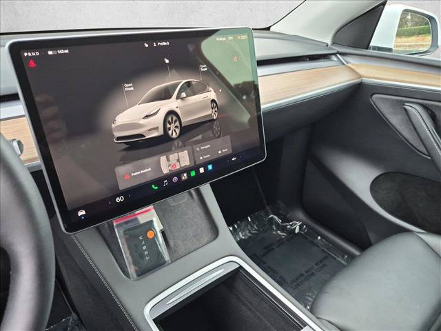 Used 2023 Tesla Model Y Long Range AWD/4WD image 14
