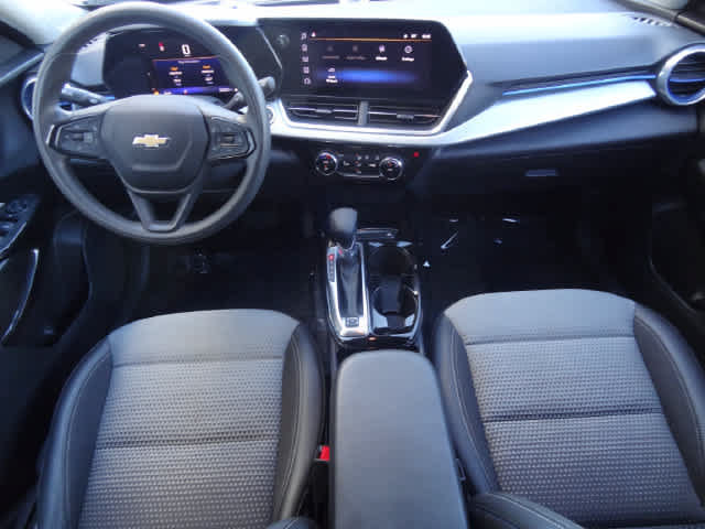 Used 2024 Chevrolet Trax LT FWD image 10