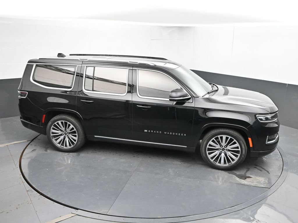 Used 2022 Jeep Grand Wagoneer Series III AWD/4WD image 15