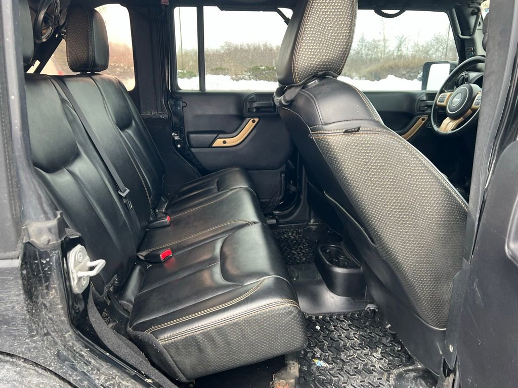 Used 2014 Jeep Wrangler Unlimited Sahara image 10