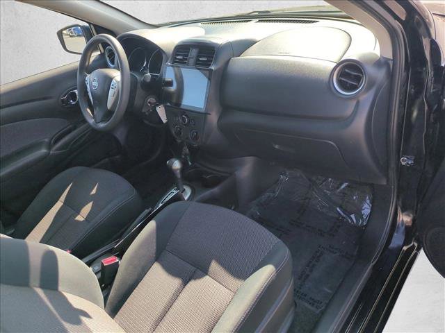 Used 2016 Nissan Versa SV w/ SV Appearance Package image 19