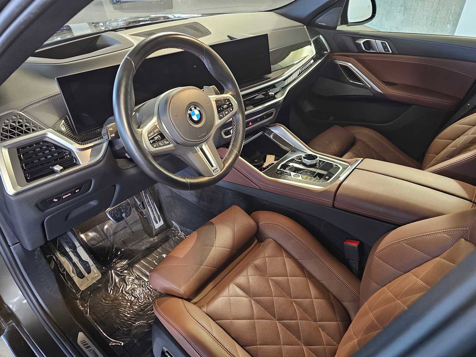 Used 2024 BMW X6 M60i image 2