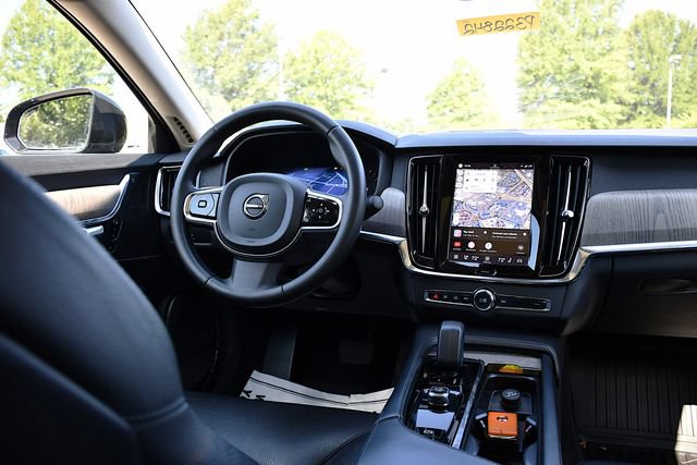 Used 2023 Volvo S90 B6 Plus w/ Protection Package Premier AWD/4WD image 19