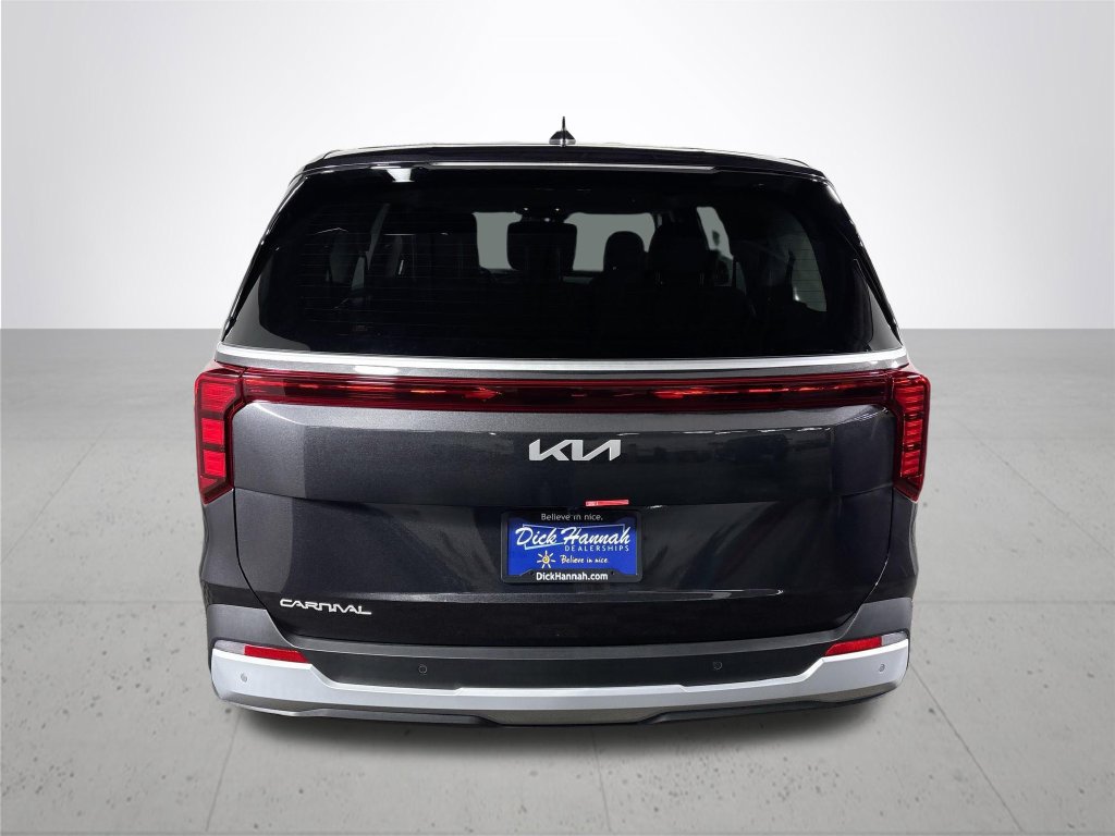New 2026 Kia Carnival FWD image 7