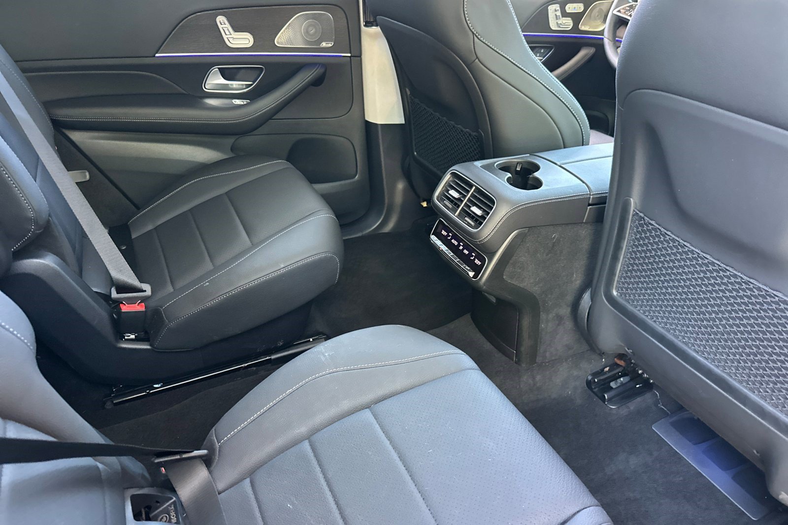 Used 2026 Mercedes-Benz GLS 450 4MATIC image 31