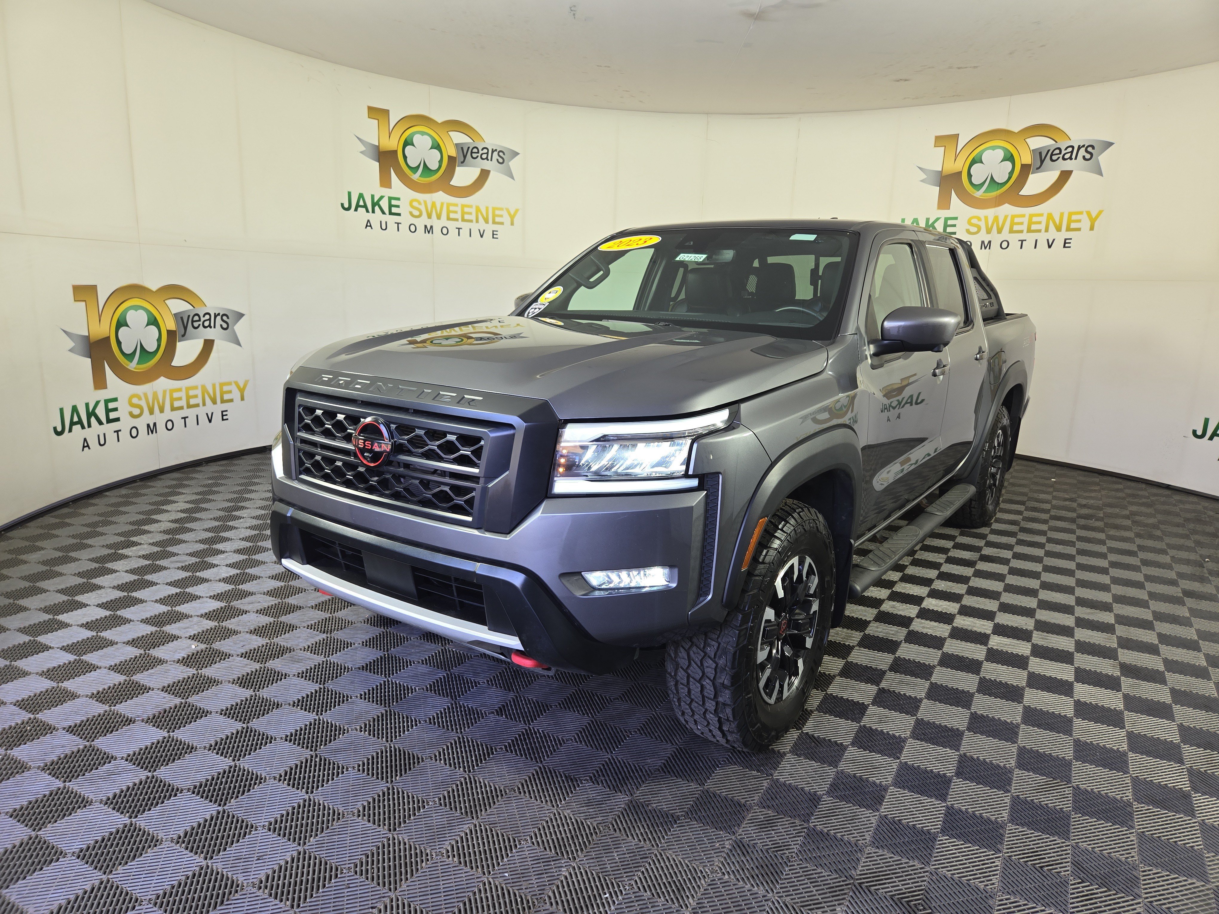 Used 2023 Nissan Frontier PRO-4X AWD/4WD image 3