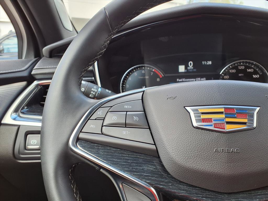 Certified 2025 Cadillac XT5 Premium Luxury AWD/4WD image 29