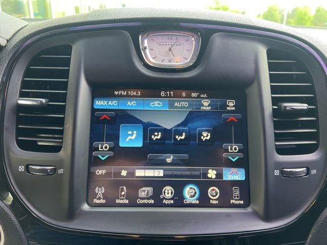Used 2016 Chrysler 300 S image 30