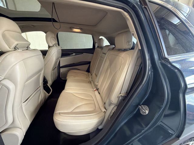 Used 2016 Lincoln MKX Reserve w/ Climate Package image 24