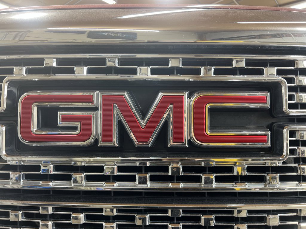Used 2018 GMC Sierra 3500 Denali w/ Duramax Plus Package image 28