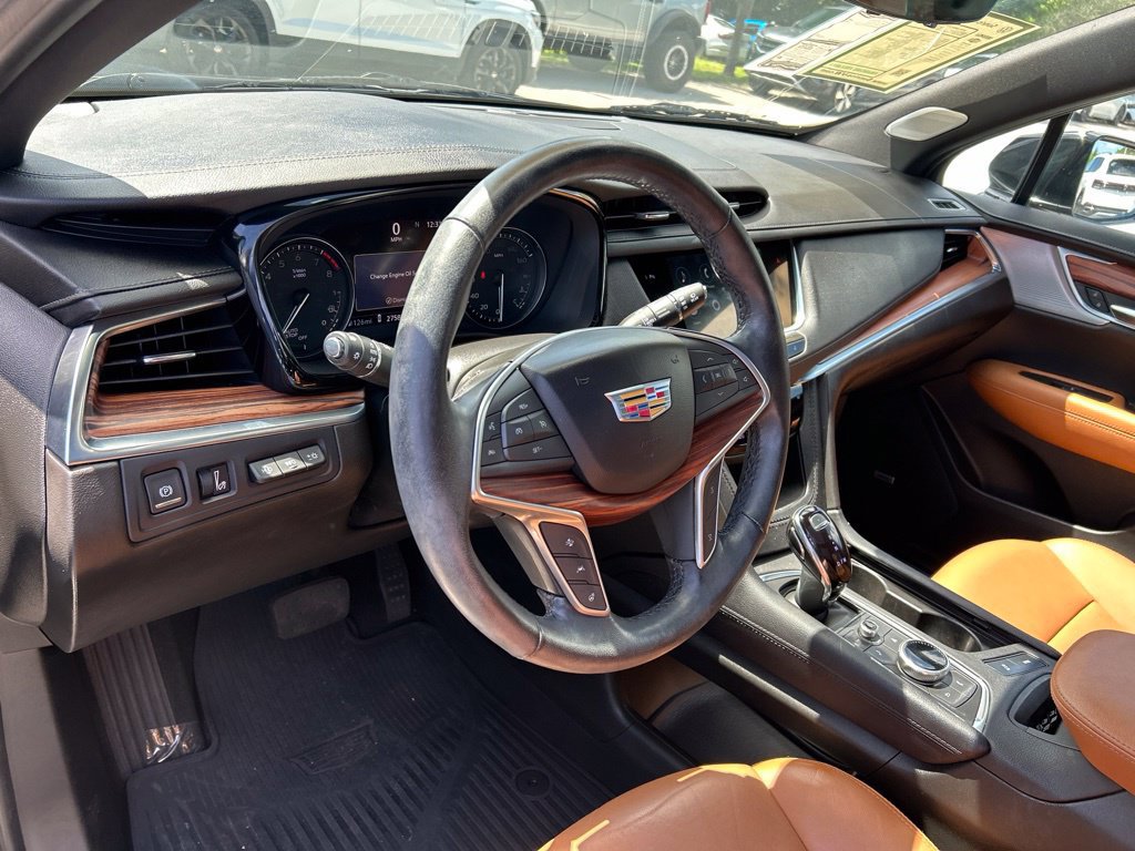 Used 2024 Cadillac XT5 Premium Luxury w/ Technology Package FWD image 23