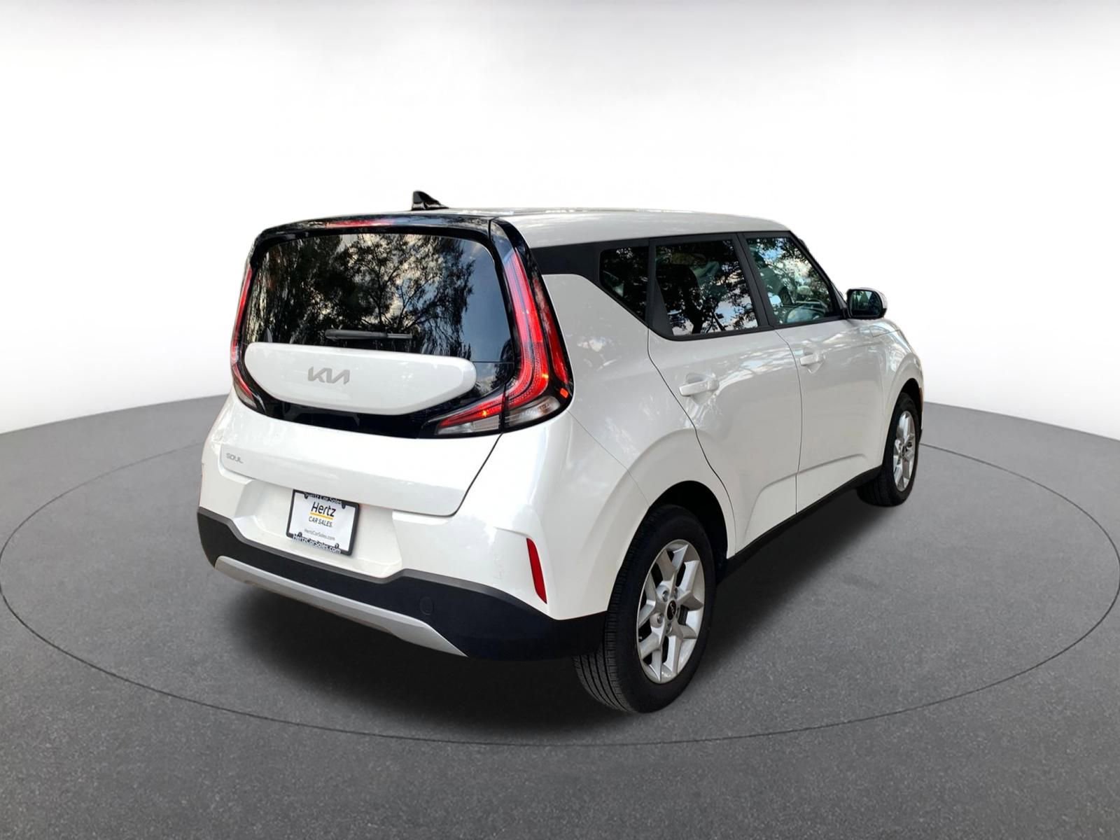 Used 2025 Kia Soul LX w/ LX Technology Package image 7