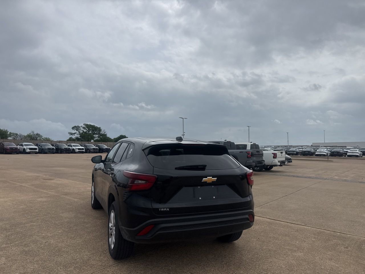 Used 2025 Chevrolet Trax LS image 16