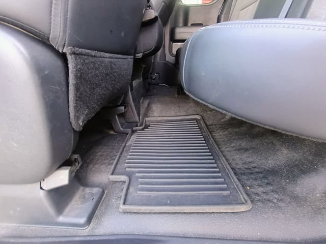 Used 2018 Nissan Titan S w/ S Utility Package RWD image 45