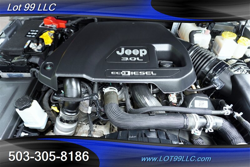 Used 2022 Jeep Gladiator Rubicon w/ Cold Weather Group AWD/4WD image 30