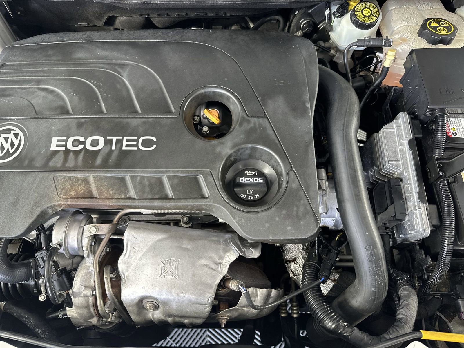 Used 2018 Buick Cascada Premium image 27