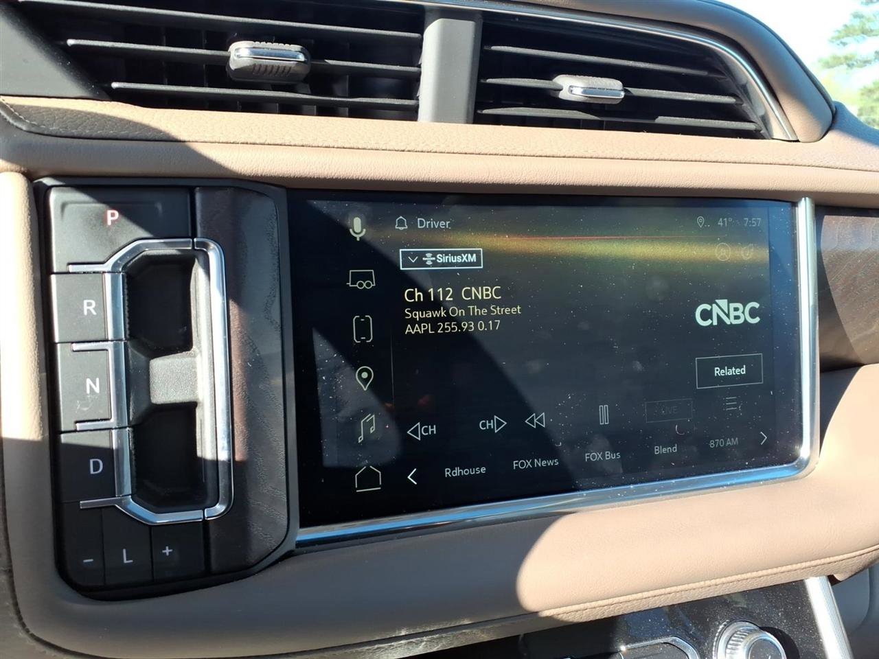 Used 2024 GMC Yukon XL Denali image 15