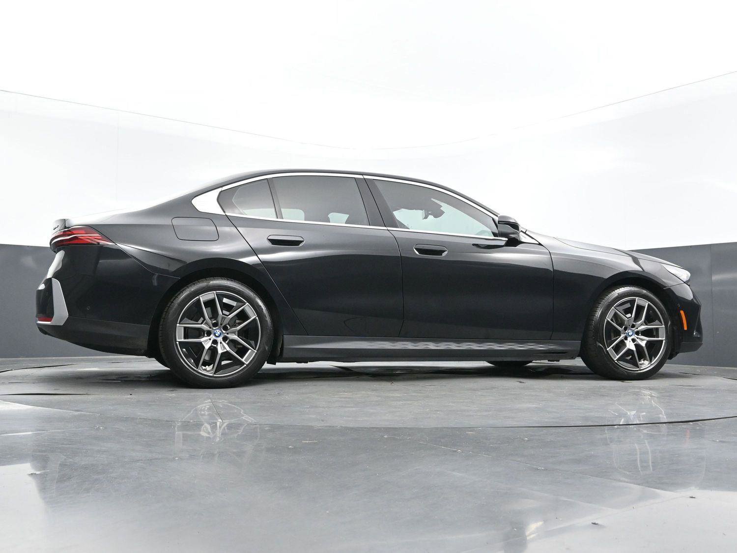 Used 2024 BMW i5 eDrive40i w/ M Sport Package image 56