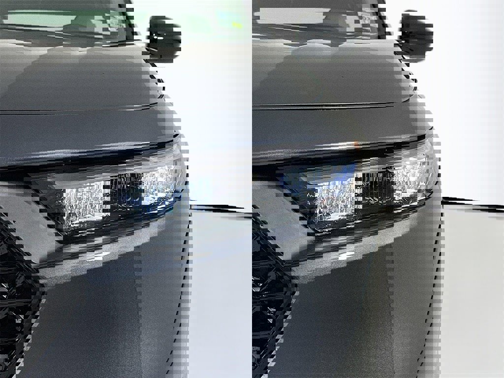 New 2025 Honda Accord SE image 11