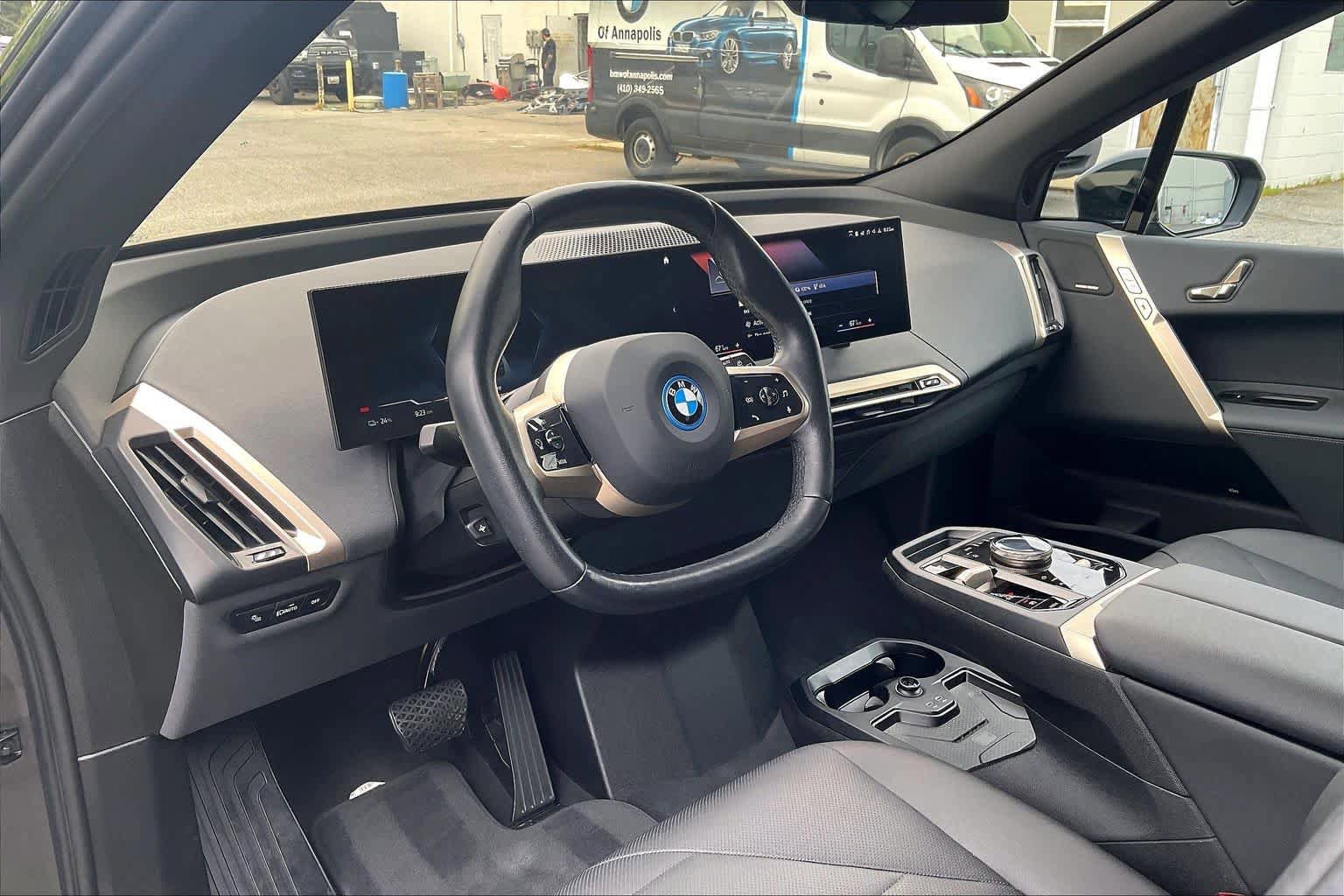 Certified 2023 BMW iX xDrive50 w/ Convenience Package AWD/4WD image 17