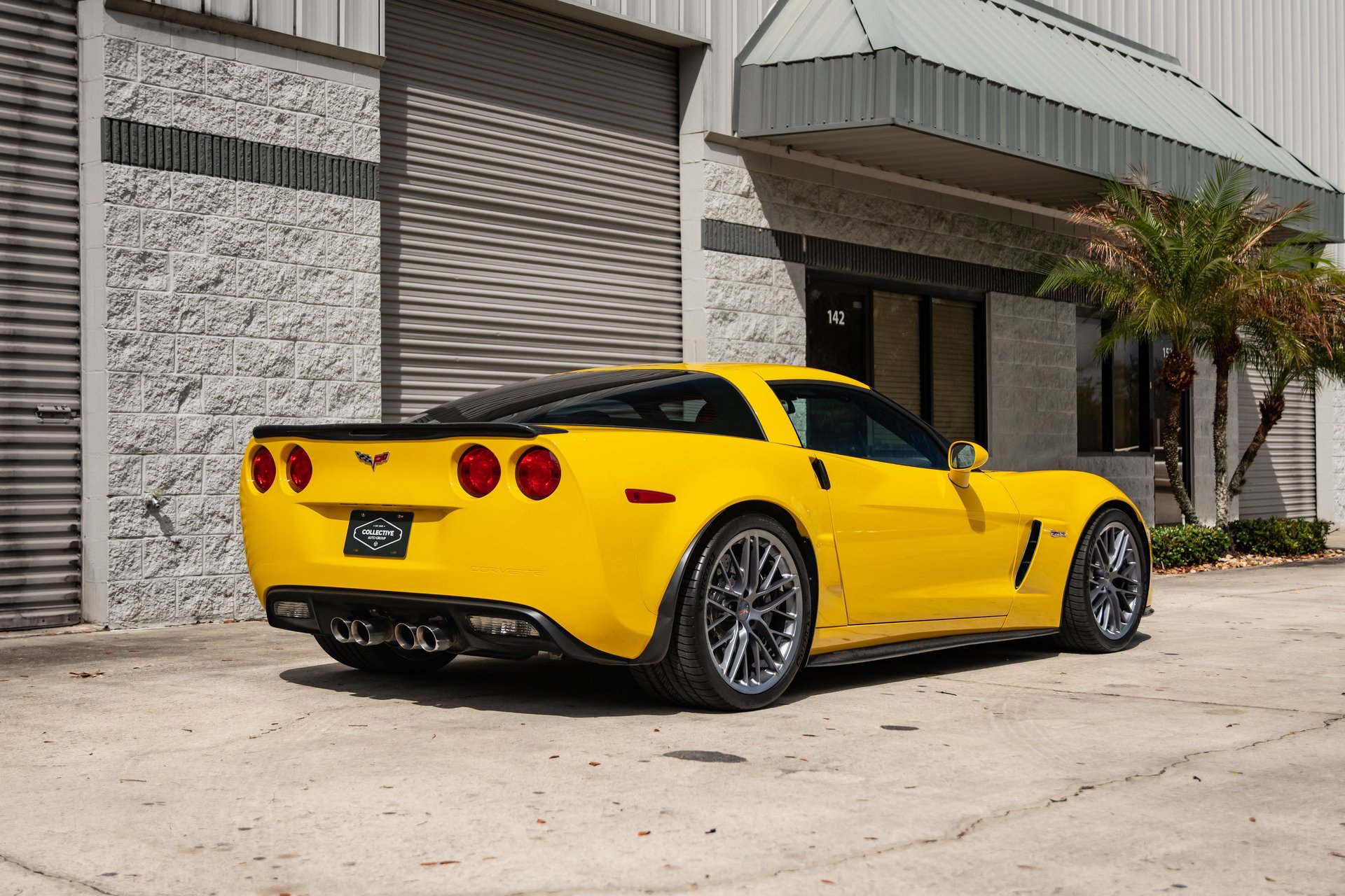 Used 2011 Chevrolet Corvette Z06 w/ Z07 Performance Package RWD image 7
