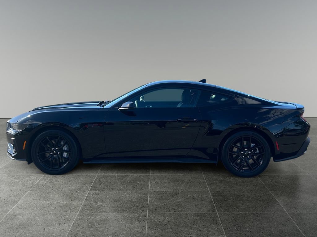 Used 2025 Ford Mustang GT Premium RWD image 5