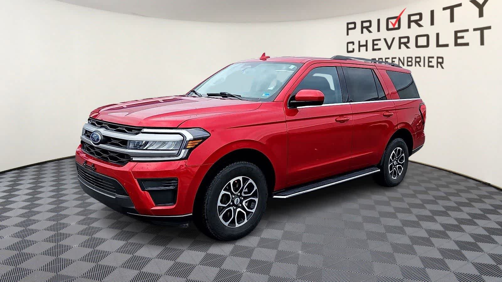 Used 2022 Ford Expedition XLT RWD image 4