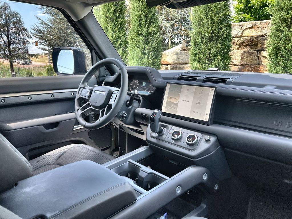 Certified 2025 Land Rover Defender 110 S image 14