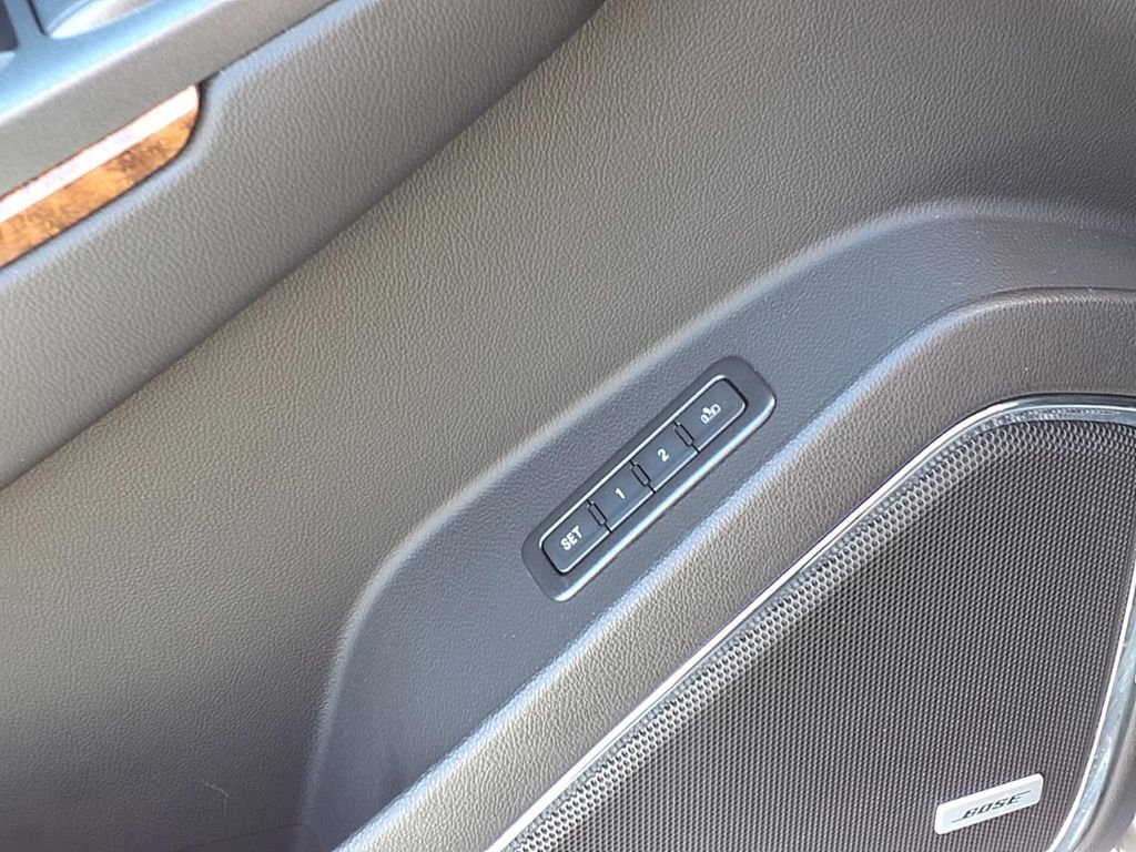 Used 2018 Chevrolet Tahoe Premier image 23