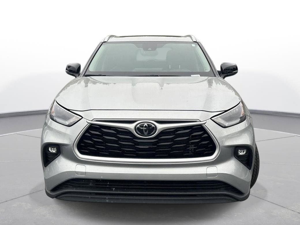 Used 2023 Toyota Highlander XLE FWD image 53