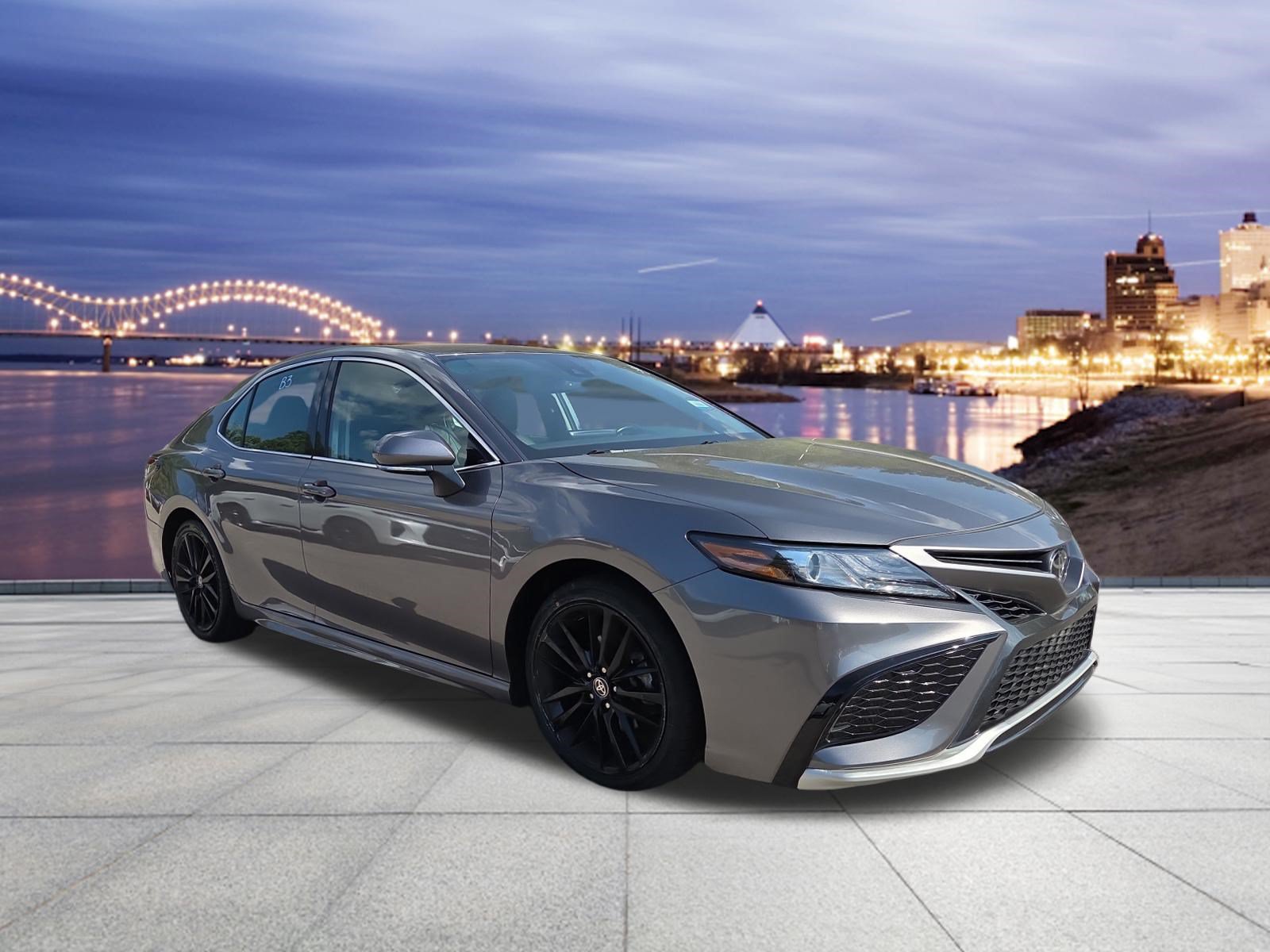 Used 2024 Toyota Camry XSE FWD image 4