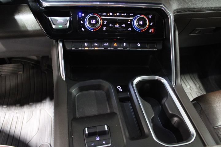 Used 2024 GMC Sierra 2500 Denali w/ Denali Reserve Package image 36