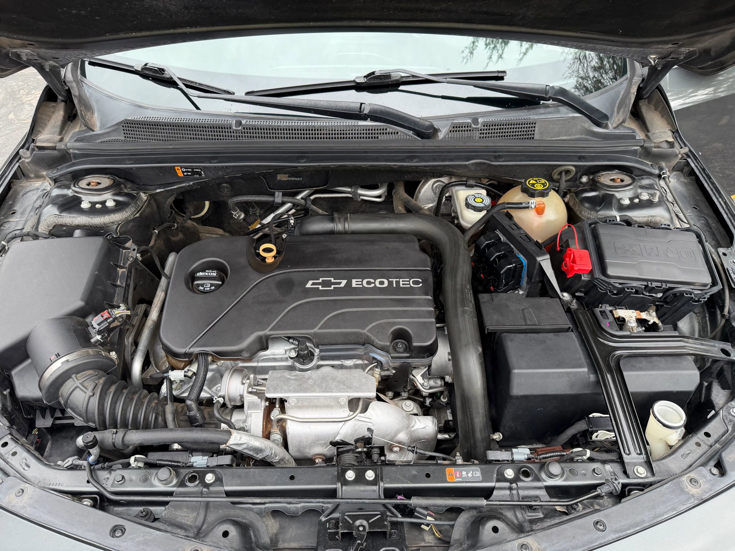 Used 2016 Chevrolet Malibu LT image 3