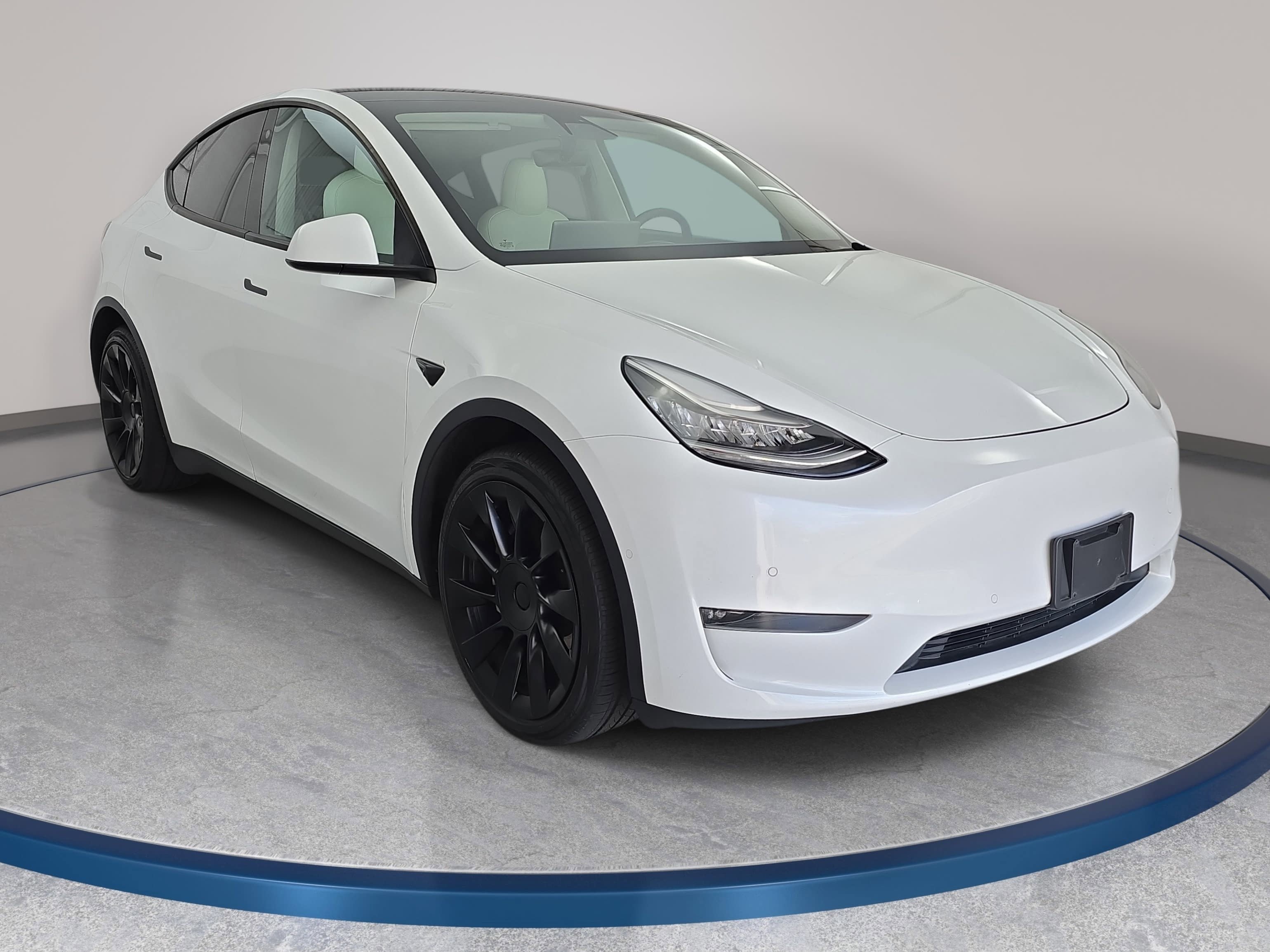 Used 2021 Tesla Model Y Long Range image 3