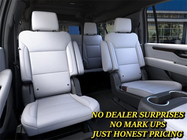 New 2025 Chevrolet Suburban Premier image 17