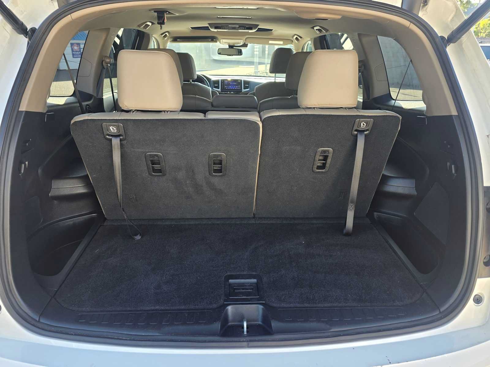 Used 2018 Honda Pilot Touring image 15