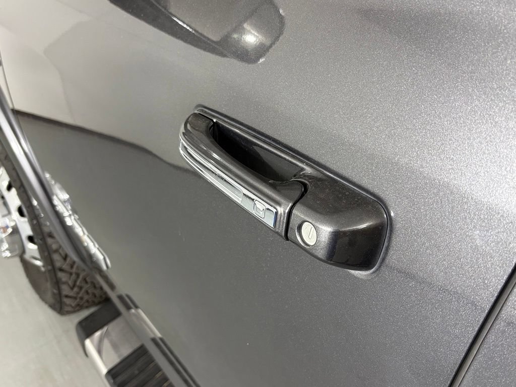 Used 2019 RAM 3500 Laramie AWD/4WD image 15