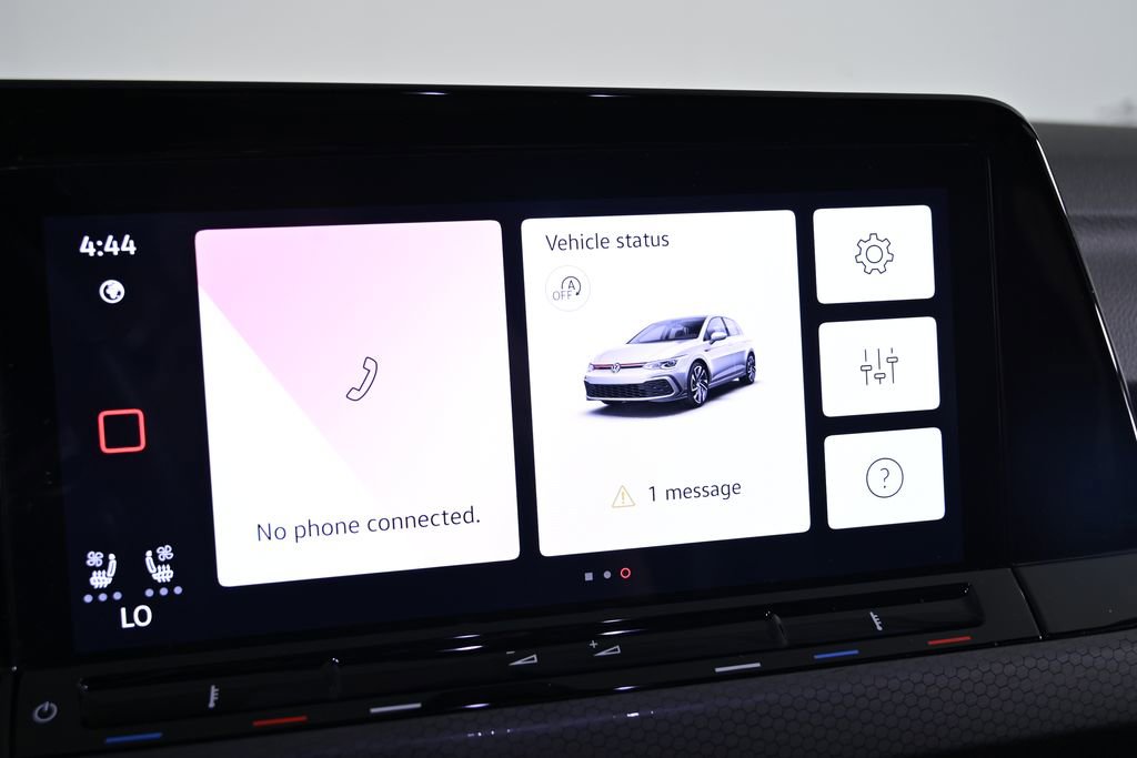 Used 2024 Volkswagen GTI SE image 17