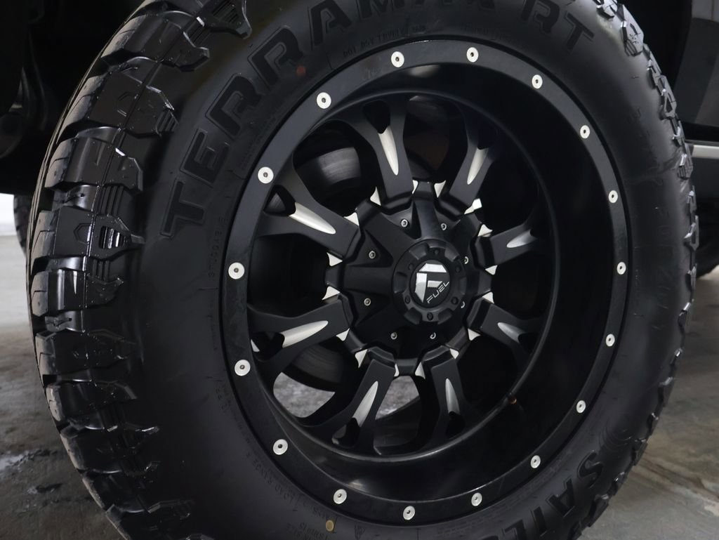 Used 2019 GMC Yukon Denali w/ Denali Ultimate Black Edition image 32