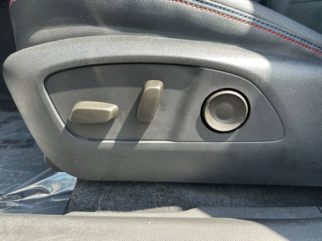 Used 2024 Chevrolet Blazer EV RS AWD/4WD image 17