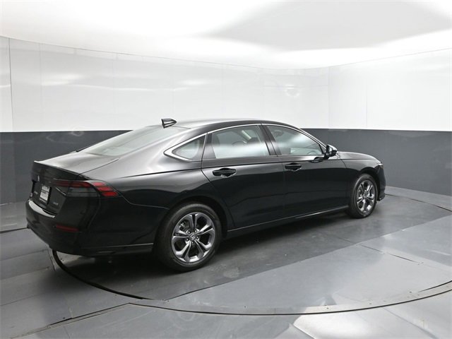 Used 2025 Honda Accord EX-L image 11