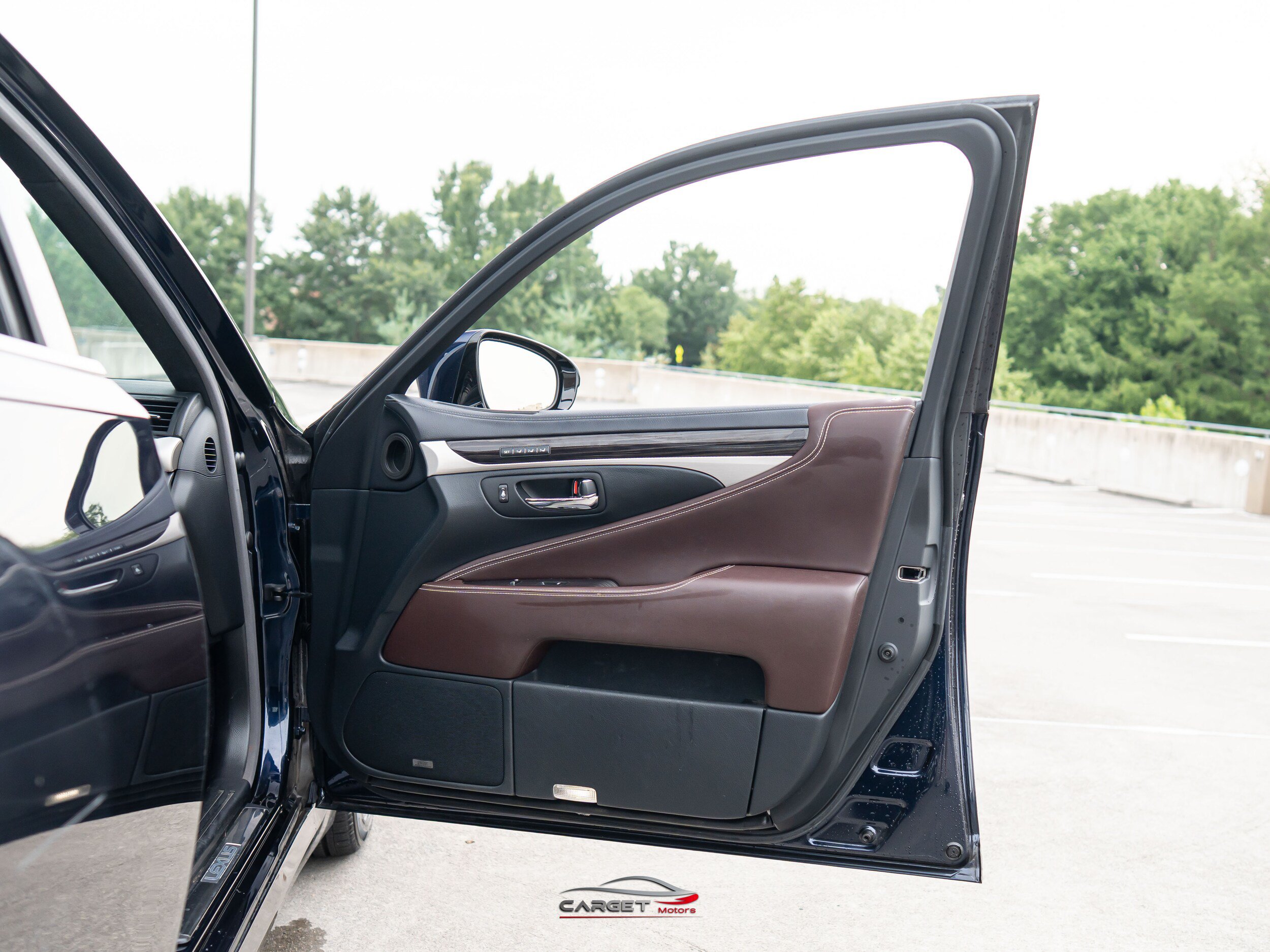 Used 2017 Lexus LS 460 RWD image 35