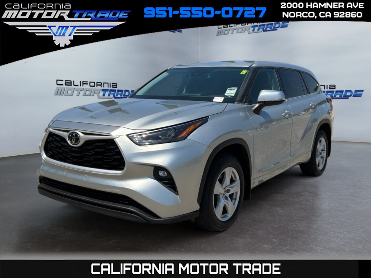 Used 2022 Toyota Highlander LE