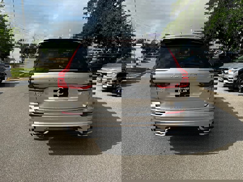 New 2025 Volvo XC60 B5 Plus w/ Protection Package Premier image 5