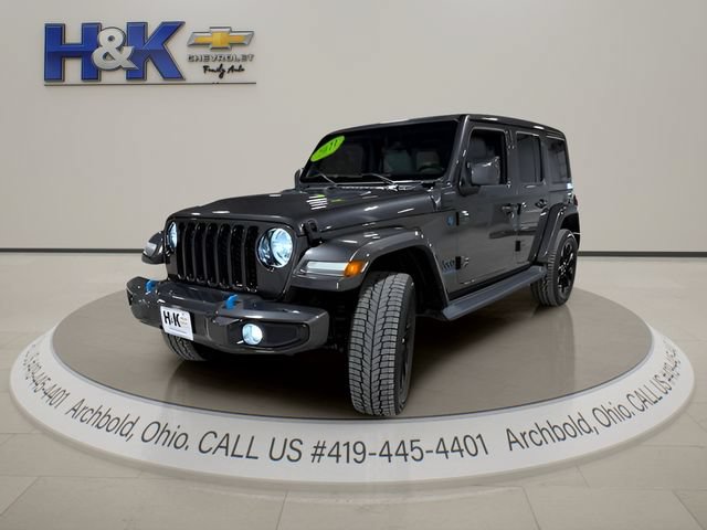 Used 2021 Jeep Wrangler Unlimited Sahara AWD/4WD image 3