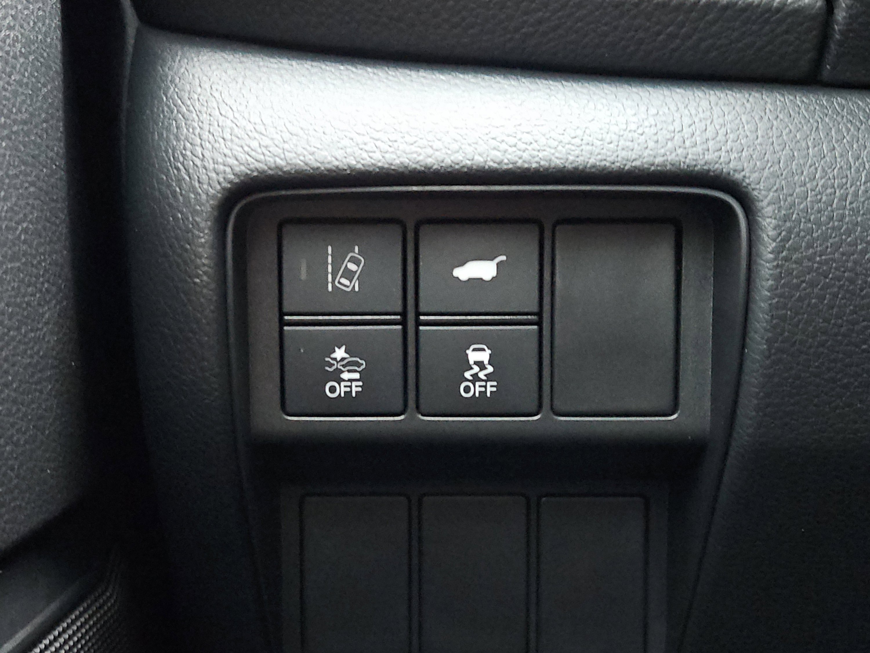 Used 2018 Honda CR-V Touring image 11