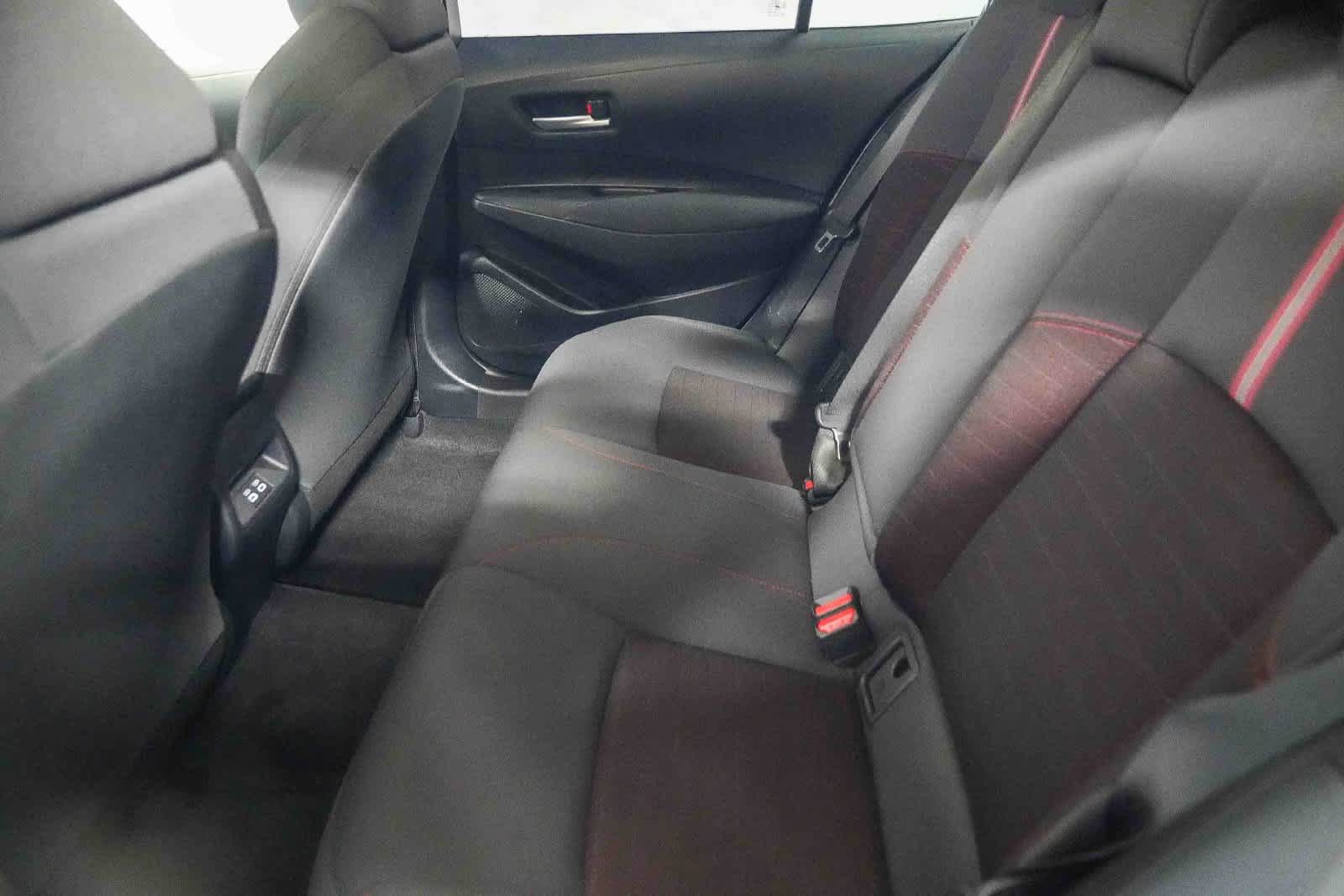 Certified 2026 Toyota Corolla SE w/ SE Package FWD image 19