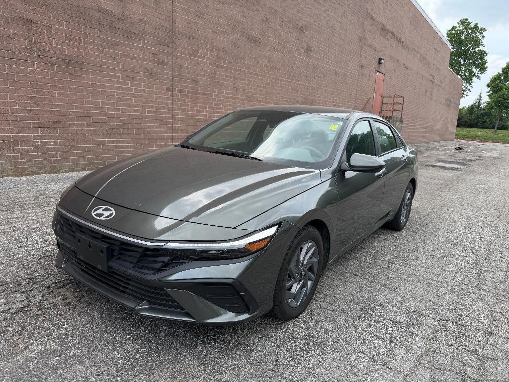 Used 2024 Hyundai Elantra SEL