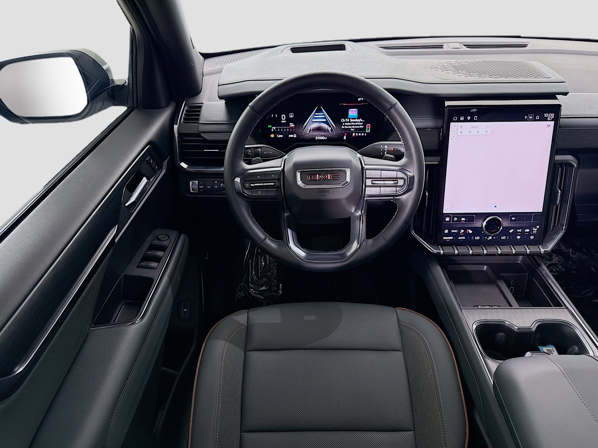 Used 2024 GMC Acadia AT4 w/ Luxury Package image 24